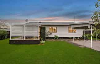 2/34 Sutton Crescent, Papakura