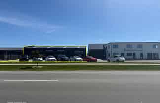 Modern Light Industrial Investment in Ravenswood