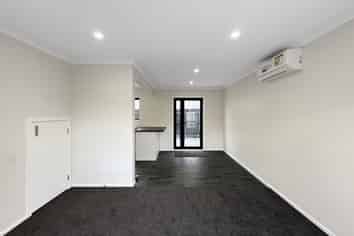 2/50 Liverpool Street, Whanganui Central