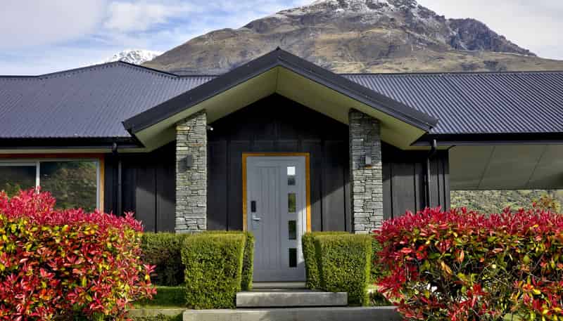 6 Oxfordshire Avenue, Lower Shotover