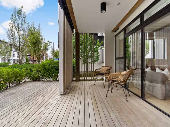 4/167 Hobsonville Point Road, Hobsonville