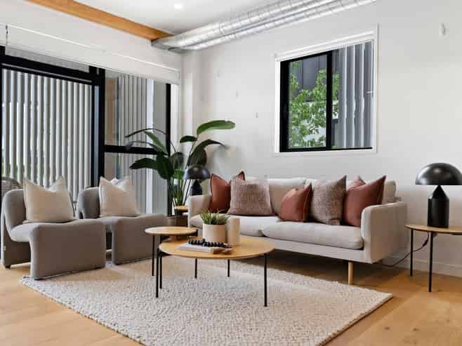 4/167 Hobsonville Point Road, Hobsonville