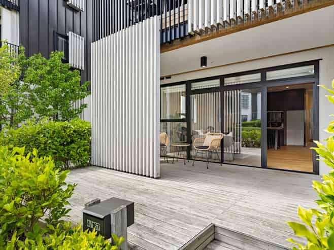 4/167 Hobsonville Point Road, Hobsonville