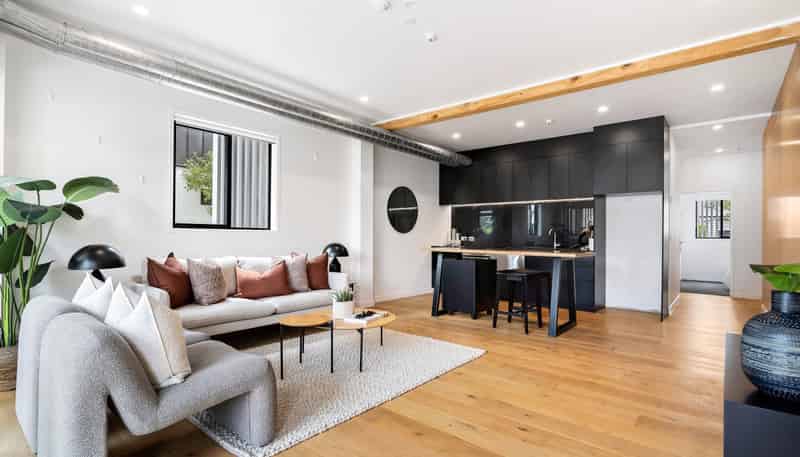 4/167 Hobsonville Point Road, Hobsonville