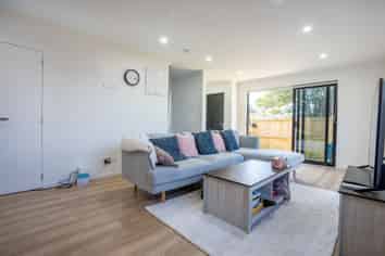 1/116 Buckland Road, Mangere East