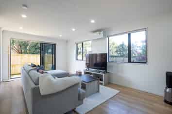 1/116 Buckland Road, Mangere East