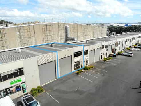 Refurbished & Ready in Strategic Location