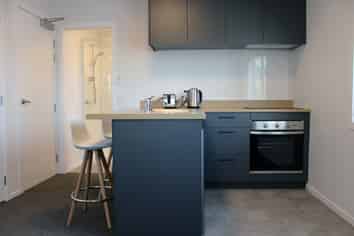 8/13 Crescent Court, Melville