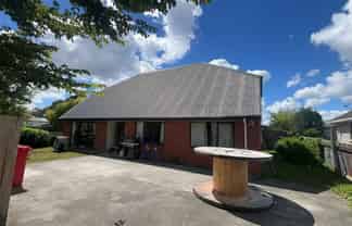 9A Moore Street, West End