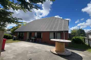 9A Moore Street, West End