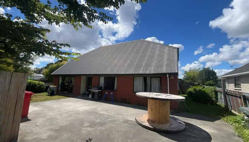 9A Moore Street, West End