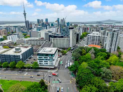 Must Be Sold – Vacant Retail for an Occupier