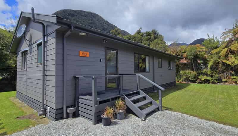 24a Cron Street, Franz Josef Glacier
