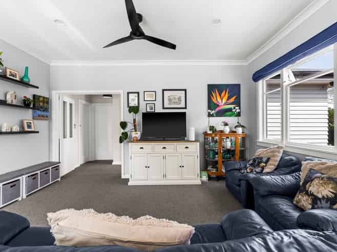 10 Plassey Street, Havelock North