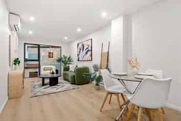 3/1088 Beach Road, Torbay