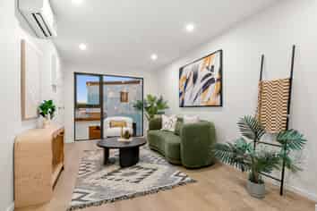 3/1088 Beach Road, Torbay