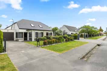  61, 73, 75A, 75B, 77 Bryndwr Road, Bryndwr