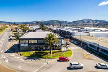 Modern and Spacious Office in the Heart of Upper Hutt