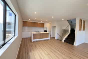 6 Irwin Lane, Windsor Park