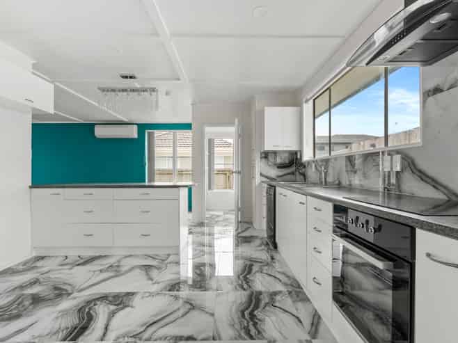 2/34 Landon Avenue, Mangere East