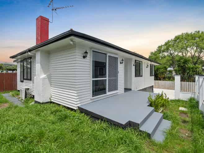 2/34 Landon Avenue, Mangere East