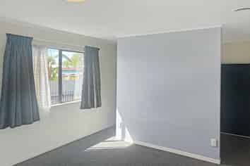 28a  Massey Street, Marewa