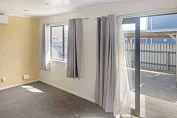 28a  Massey Street, Marewa