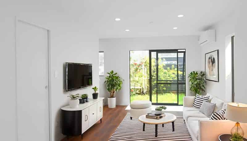 44B Cyclarama Crescent, Massey