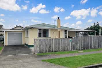29  Linklater Avenue , Foxton Beach