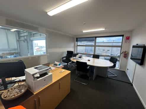 Mount Industrial on Aerodrome