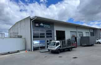 Mount Industrial on Aerodrome