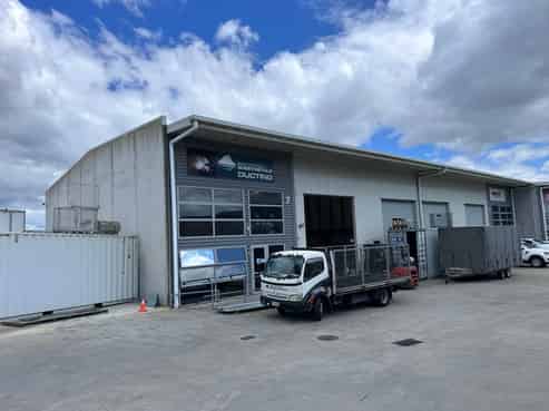 Mount Industrial on Aerodrome