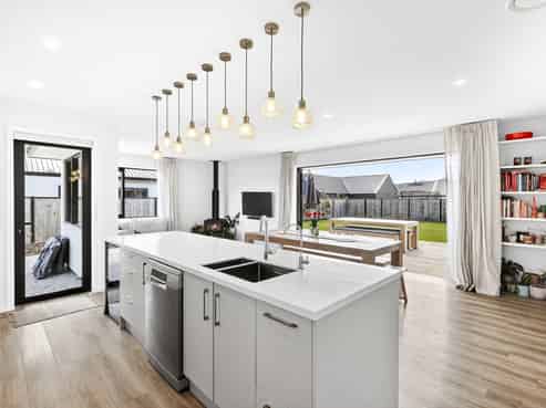 46 Pounamu Avenue, Albert Town