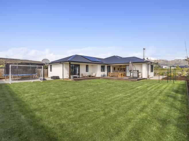 46 Pounamu Avenue, Albert Town