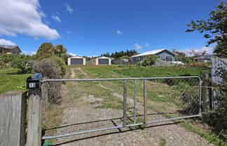 13 Oakham Street, Hampden