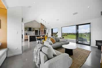 3/48 Livingstone Road, Ngahinapouri