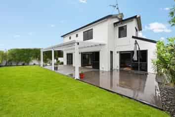 35 Keswick Crescent, Huntington