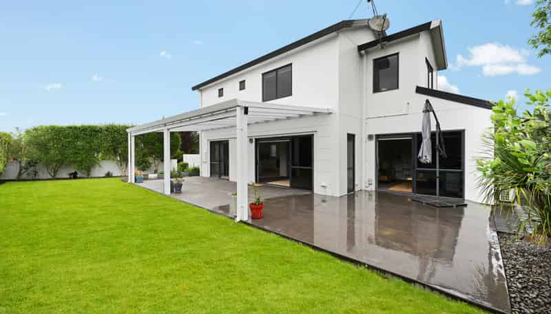 35 Keswick Crescent, Huntington