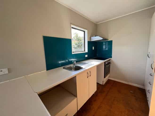 2/4 Pratt Street, Papakura