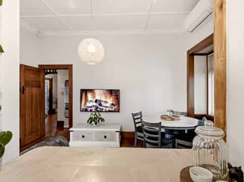 24 Myrtle Street, Hamilton East