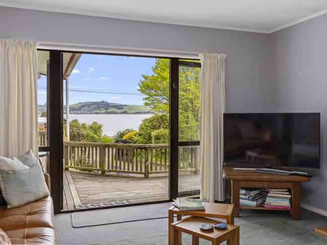 18 Otupai Street, Two Mile Bay