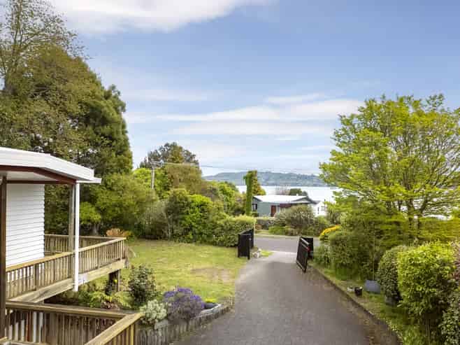 18 Otupai Street, Two Mile Bay