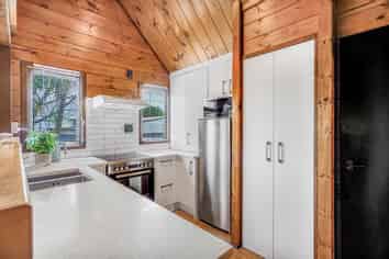 89 East Street, Enderley