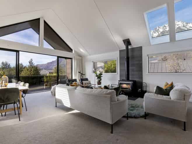 37 McAdam Drive, Jacks Point