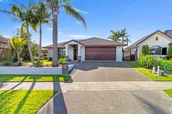 49 Palm Springs Boulevard, Papamoa