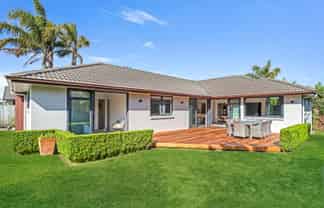 49 Palm Springs Boulevard, Papamoa