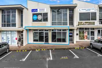 Affordable & Versatile Commercial Unit