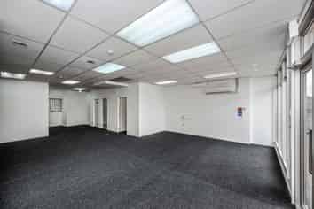 Affordable & Versatile Commercial Unit