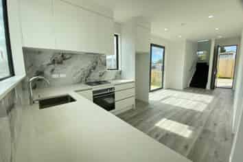 22b Sharland Avenue, Manurewa