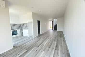 22b Sharland Avenue, Manurewa